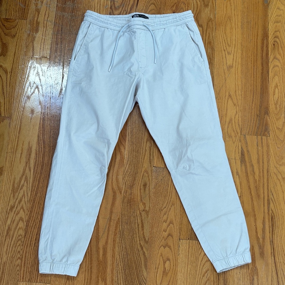 Zara Men's Light Gray Chino Pants